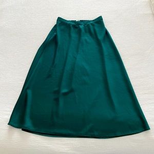 Jcrew pull on green skirt